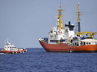 Premiér Muscat: Malta sa nestane centrom pre migrantov