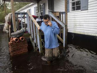 FOTO: HROZIA VÝDATNÉ DAŽDE: Počet obetí hurikánu Florence stúpol