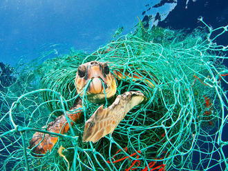 Projekt Ocean Cleanup má zachránit oceány od plastů, právě probíhá jeho zkouška