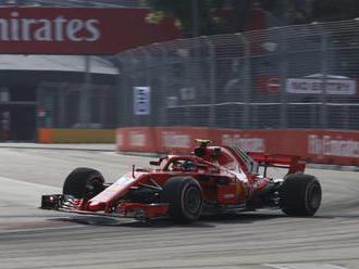 Räikkönen triumfoval v druhom tréningu pred Veľkou cenou Singapuru, Vettel nedokončil