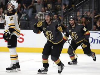 Foto: Útočník Vegas Golden Knights si nechal vytetovať na chrbát slovenský dvojkríž