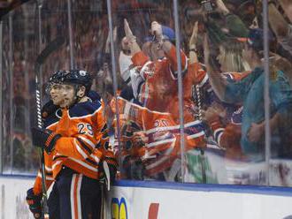 Obranca Darnlell Nurse podpísal novú zmluvu s Edmontonom Oilers