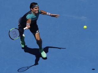 Video: Raonic nepustil Zverevovi ani set a postúpil do štvrťfinále Australian Open