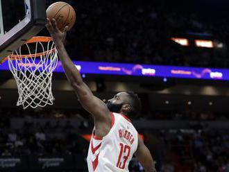 Video: Harden potiahol Houston k triumfu, tínedžer Dončič s triple-double prepísal históriu NBA