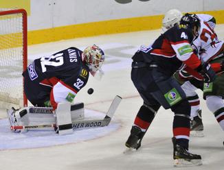 Útočník Obuchov je na skúške v Dukle Trenčín, má bohaté skúsenosti z KHL