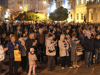 Za spravodlivé Slovensko v centre Košíc demonštrovali stovky ľudí