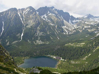 Za rok pribudlo pod Ostrvou osem tabuliek s menami obetí hôr