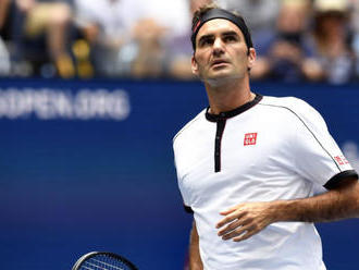 Federer postúpili bez boja do semifinále turnaja v Bazileji