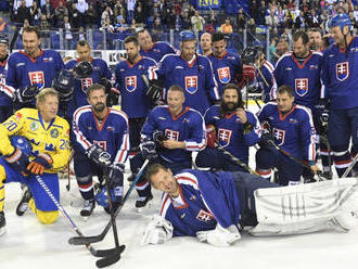 V exhibícii legiend zvíťazili hokejisti Slovenska