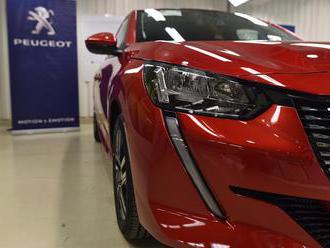 Elektrika sa Peugeotu začína vyplácať. Dopyt po e-208 prekonáva očakávania