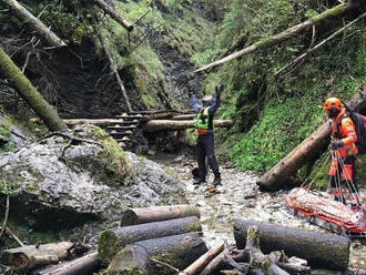 Nedeľa ako zo zlého sna: VIDEO Dráma v Slovenskom raji, turistu   ratovali pohotoví záchranári