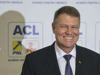 V ODHADOCH RUMUNSKÝCH PREZIDENTSKÝCH VOLIEB VEDIE IOHANNIS