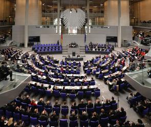 Nemecký parlament schválil povinné očkovanie proti osýpkam