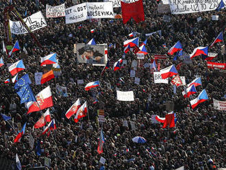 Na proteste proti premiérovi Babišovi v Prahe sa zišlo 200.000 ľudí