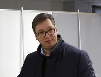 A. Vučič mieri do Moskvy, neverí, že Putin vedel o špionážnej akcii