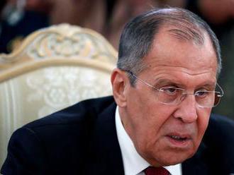 Lavrov nesúhlasí s odobratím akreditácií zahraničným médiám pôsobiacich v Rusku