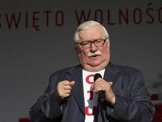 Lech Walesa vyzval na protesty proti sporným reformám súdnictva