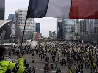 Francúzski odborári avizujú na utorok celoštátny protest