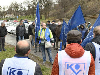 Kamionisti z Košíc protestovali. Dostaneme menej, ako máme, sťažujú sa