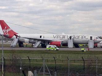 Pasažierov a posádku letu Virgin Atlantic dali do karantény