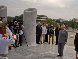 Princ Charles pricestoval na historickú návštevu Kuby