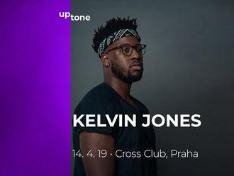 Kelvin Jones v Praze