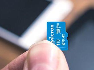   Přichází první 1TB microSD karty, operátoři jako dojné krávy, nový kvantový počítač D-Wave