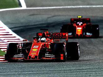 Ferrari vstoupí do večerní kvalifikace jako favorit