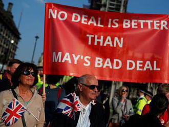 Mayová budúci týždeň skúsi dohodu presadiť štvrtýkrát, píše britská tlač