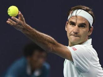 Video: Isner vďaka tajbrejkom dokráčal do finále v Miami, Federera čaká rekordný boj o titul na ATP