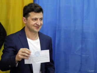 Zelenskyj zapózoval s označeným hlasovacím lístkom, dostal pokutu