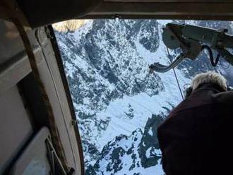 Malé lavíny stále hrozia v najvyšších polohách Tatier, upozorňuje horská služba