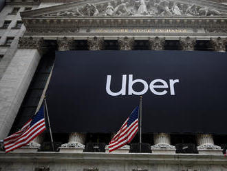 Uber loses more than $1 billion in first earnings report since IPO