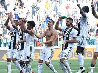 Päť sezón, jedenásť trofejí. Allegri končí v Juventuse