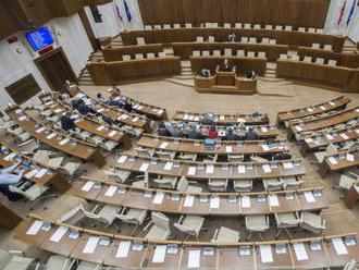 Školský výbor prerušil rokovanie o škôlkach: Chýba vyjadrenie ZMOS-u