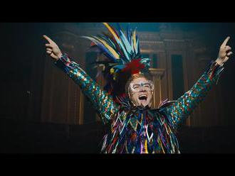 Fila: Rocketman je fantazie o Eltonu Johnovi. Film utíká od smutku k zábavě