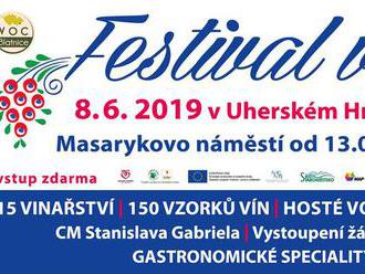 Festival vín na náměstí