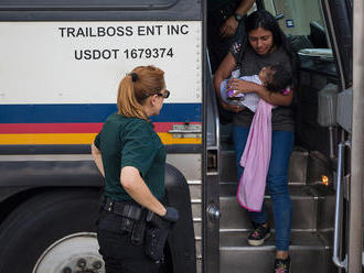 Advocates say the fastest way to help immigrants separated from their children: Post their bail