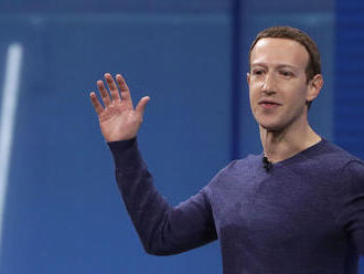 Médiá čakajú na reakciu Facebooku na falošné video s Zuckerbergom