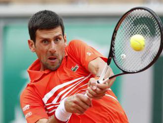 Djokovič hladko do štvrťfinále mužskej dvojhry na Roland Garros, Struffovi ponúkol jediný brejkbal