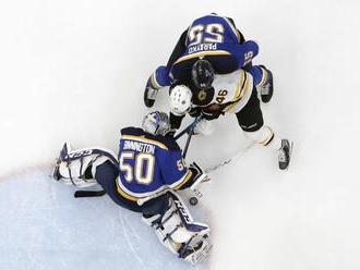 Video: Chára skóroval a Boston vyrovnal finálovú sériu NHL, o víťazovi Stanley Cupu rozhodne 7. zápa