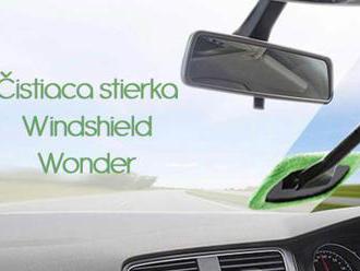 Stierka na čistenie predného skla auta Windshield Wonder s praktickou ohybnou rúčkou.