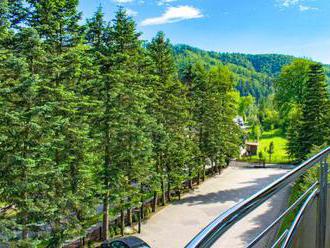 Poľské Beskydy neďaleko slovenských hraníc s wellness a polpenziou, v cene zľava na SPA procedúry.