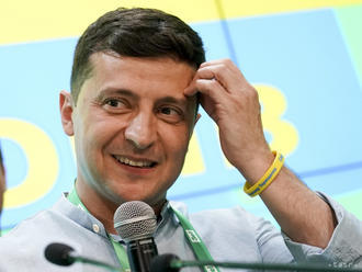 Zelenskyj označil za povolebné priority zastavenie vojny a korupcie