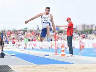 Volko vyhral po stovke aj na 200 m, Veszelka 4 cm od limitu