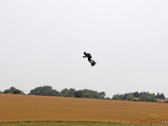 Francúz sa opäť pokúsi prekonať Lamanšský prieliv na flyboarde