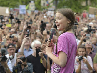 Na proteste za ochranu klímy v Berlíne sa zúčastnila aj Thunbergová