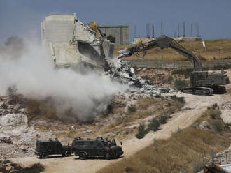 OBRAZOM: Demolácia palestínskych budov je podľa EÚ protiprávna