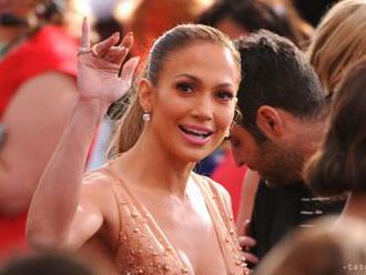 Speváčka a herečka Jennifer Lopez oslavuje 50. narodeniny