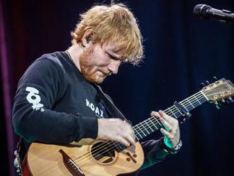 Recenze: Ed Sheeran navázal na Nedvědy. 80 tisícům lidí zpíval jako u táboráku